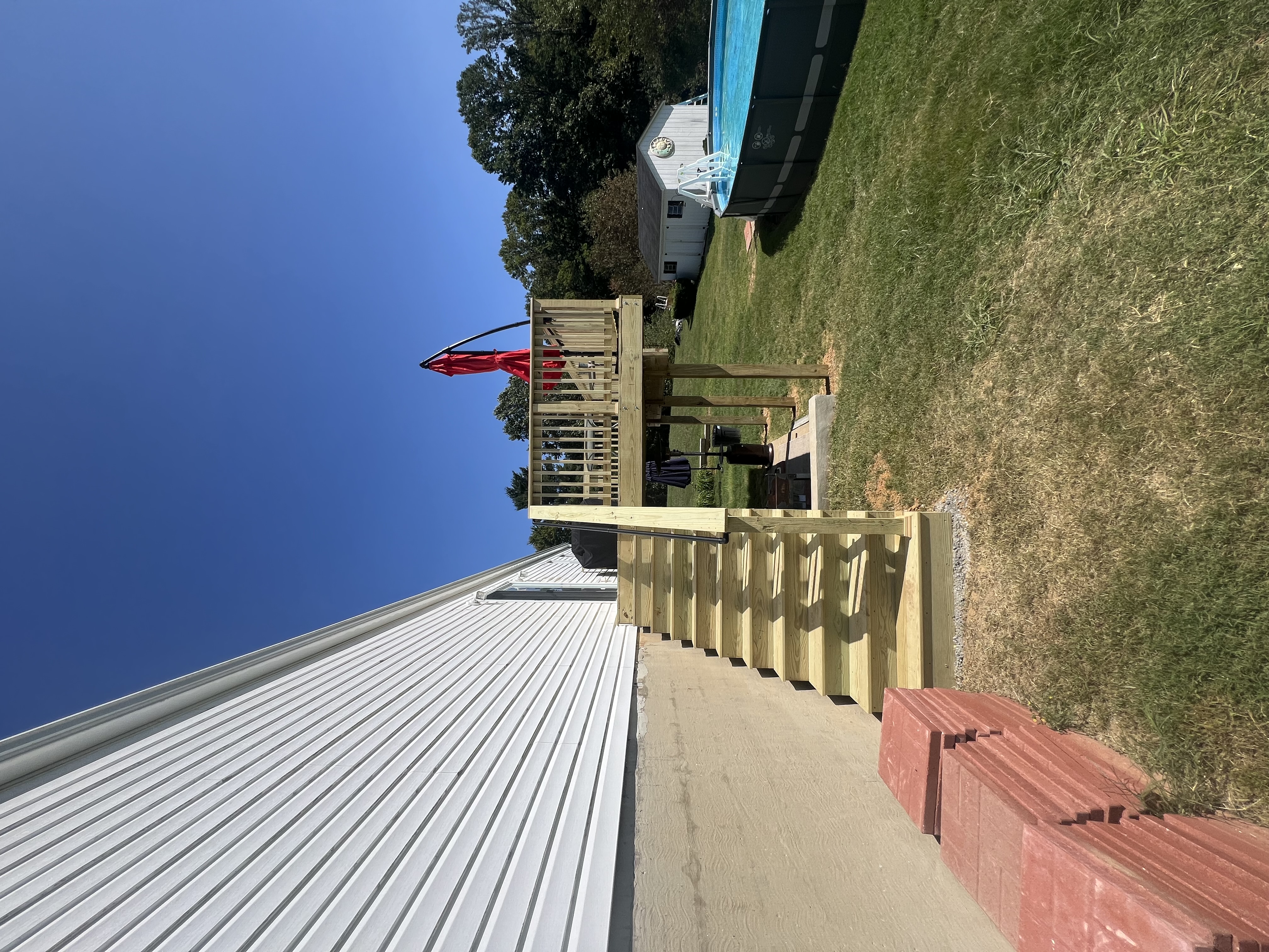 Outdoor Living - Beautiful Deck